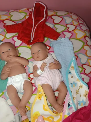 Bambole Reborn Gemelle con Abbigliamento