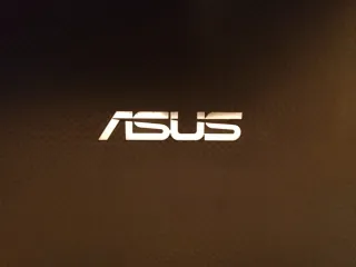 Computer portatile ASUS nero