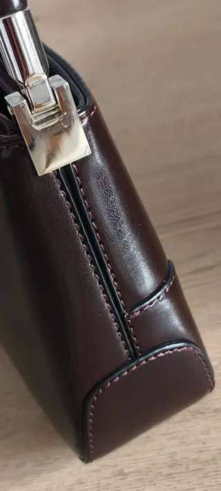 Bolso de mano/hombro. Marrón. Clásico, vintage