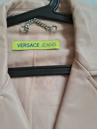Chaqueta  de piel de Versace Jeans Couture Rosa