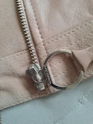 Chaqueta  de piel de Versace Jeans Couture Rosa