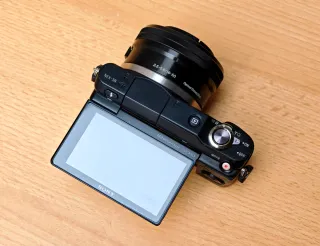 Cámara Sony Nex 3N + Objetivo 16-50mm OSS