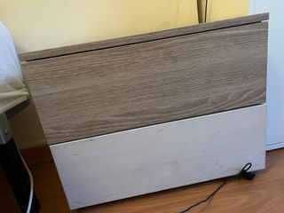 Mesita de noche moderna