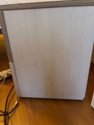 Mesita de noche moderna