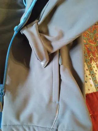 Chaqueta montaña unisex Quechua.