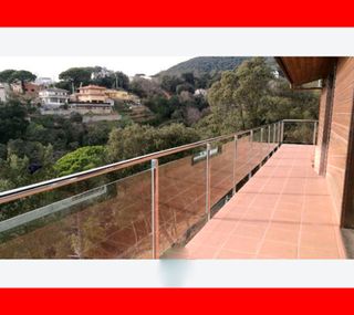 FABRICANTE BARANDAS DE ACERO Y CRISTAL GRANADA