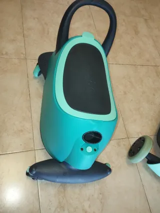 Correpasillos y Patinete 5 en 1 Yvolution