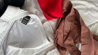 Pack 4 Tops Deportivos Mujer