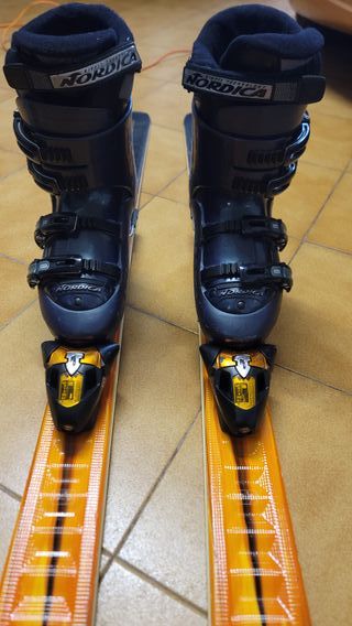 Pack Esquí Completo: Botas, Esquís y Casco