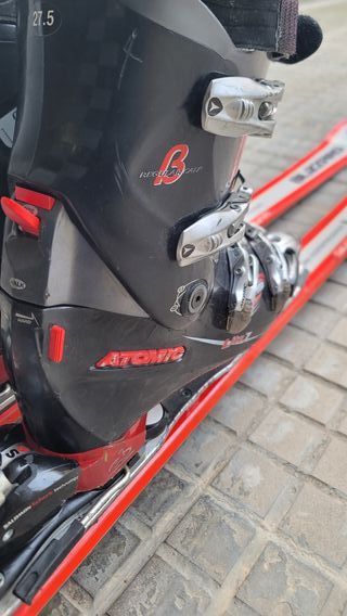 Pack Esquí Completo: Botas, Esquís y Casco