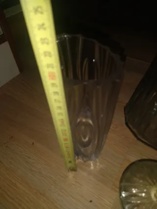 Jarrones floreros antiguos de cristal