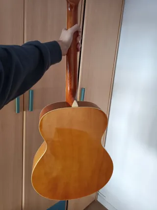 Guitarra Acústica Madera Clara