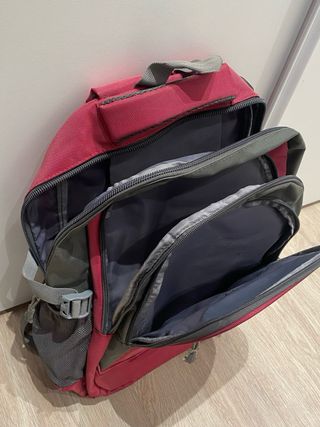 Mochila Alexander Deportiva Roja y Gris