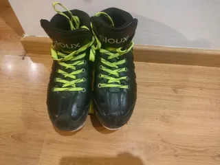 Patines de hockey talla 45 PRECIO NO NEGOCIABLE