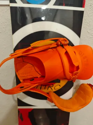 Tabla Snowboard Nitro 155 + Fijaciones Salomon L