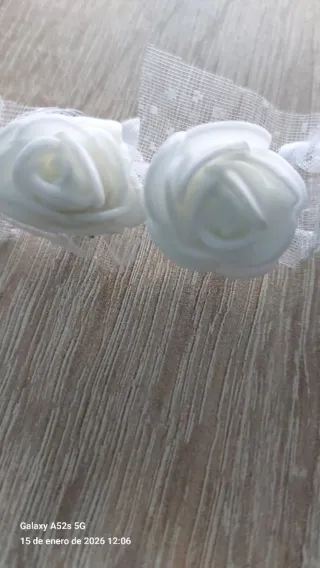 Corona comunión flores blancas