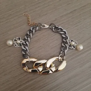 Bracciale artigianale catena dorata charm fiocco