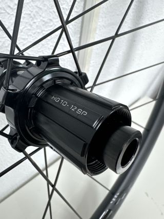 Ruedas ELITEWHEELS 38mm Carbono