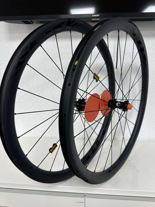 Ruedas ELITEWHEELS 38mm Carbono