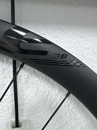 Ruedas ELITEWHEELS 38mm Carbono