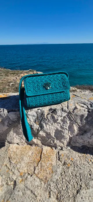 Borsa uncinetto petrolio con spilla