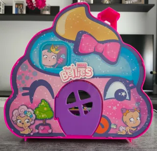 Casa Bellies con Muñecas y Accesorios