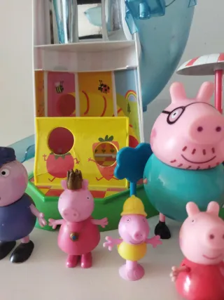 Parque de atracciones Peppa Pig y personajes