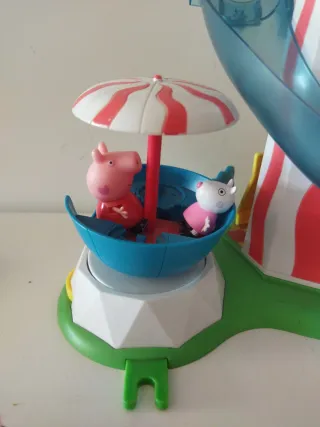 Parque de atracciones Peppa Pig y personajes