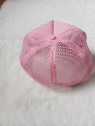 Cappello Corteiz rosa trucker