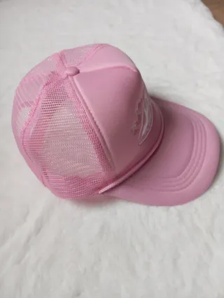 Cappello Corteiz rosa trucker