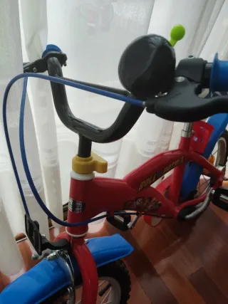 Bicicleta Patrulla Canina Roja y Azul