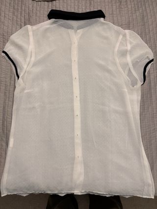 Blusa Zara manga corta blanca y negra