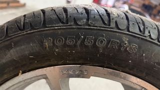 Llanta FOX 205/50 R16 Con goma