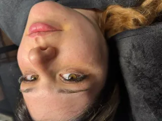 Extensiones de pestañas