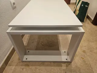 Mesa elevable madera blanca