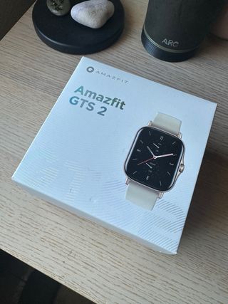 Amazfit GTS 2 - Beige/Dorado