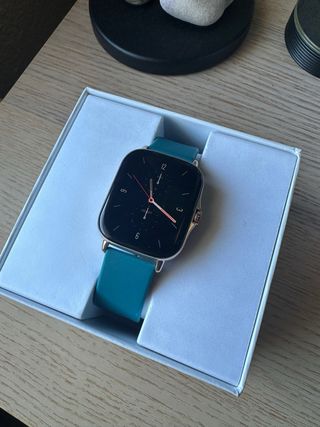 Amazfit GTS 2 - Beige/Dorado