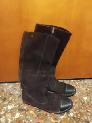 Botas altas marrones