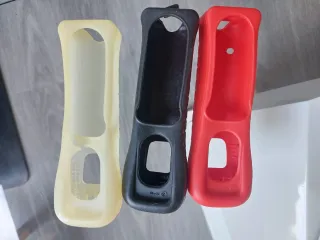 Wii Mini con 7 juegos y un montón de accesorios.