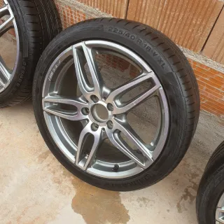 Llantas AMG 18 con neumáticos Continental