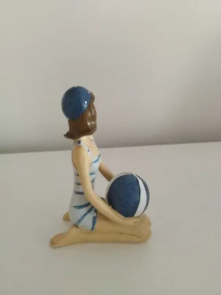 Figura Bañista con Pelota
