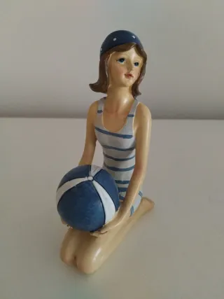 Figura Bañista con Pelota