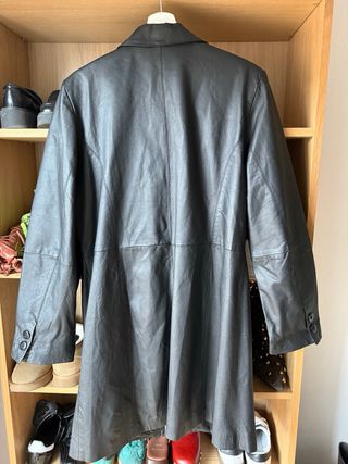 Abrigo de piel 100% negro