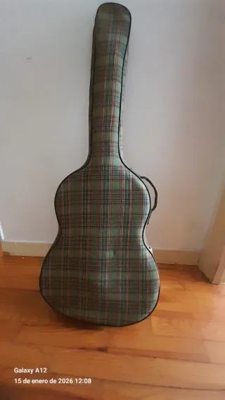 Guitarra Clásica Marrón