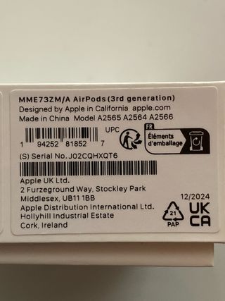 Airpods 3ª gen con custodia ricarica Magsafe