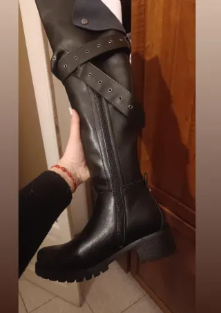 Stivali Cult neri Nuovi con scatola