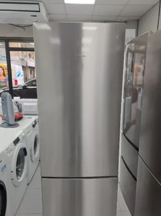 ◇Nevera Siemens 185.centímetros◇