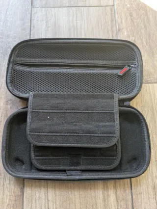 Custodia Nintendo Switch Nera