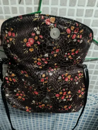 Bolso con flores