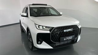 Ebro S700 1.6 TGDI Luxury 7 DCT